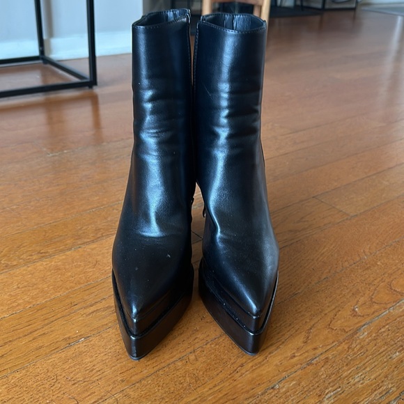 Platform heels - Picture 3 of 4